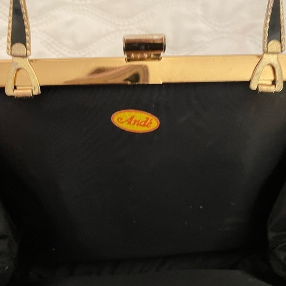 Ande' Evening Clutch w/Gold Twisted Handle 1960’s Vintage Black Patent.GORGEOUS! - Picture 6 of 13